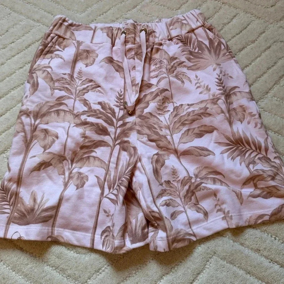 NWT Ted Baker Shorts - Tropical Print in Pink - Picture 1 of 3